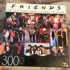 Friends 300 piece puzzle